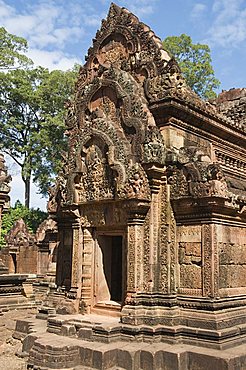 Banteay Srei Hindu temple, near Angkor, UNESCO World Heritage Site, Siem Reap, Cambodia, Indochina, Southeast Asia, Asia