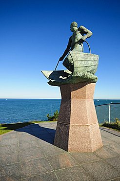 Memorial statue to all those lost at sea, Montauk Point Lighthouse, Montauk, Long Island, New York State, United States of America, North America