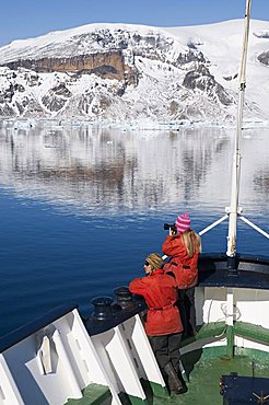 Ship approaching Brown Bluff, Antarctic Peninsula, Antarctica, Polar Regions