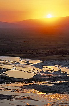 Travertine terraces, Pamukkale, UNESCO World Heritage Site, Anatolia, Turkey, Asia Minor, Asia