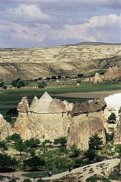 Erosion with volcanic tuff pillars near Goreme, Cappadocia, Anatolia, Turkey, Asia Minor, Asia