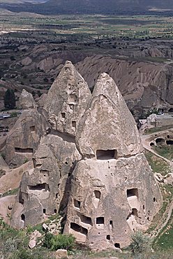 Cave dwellings, near Goreme, Cappadocia, Anatolia, Turkey, Asia Minor, Asia