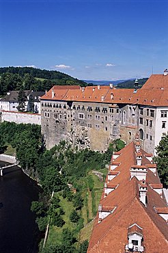 View of the castle, Cesky Krumlov, UNESCO World Heritage Site, Czech Republic, Europe