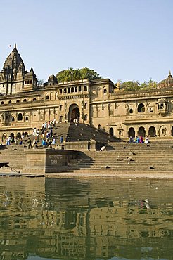 Shiva Hindu temple and Ahilya Fort Complex on banks of the Narmada River, Maheshwar, Madhya Pradesh state, India, Asia