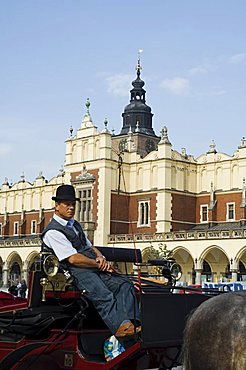 The Cloth Hall (Sukiennice), Main Market Square (Rynek Glowny), Old Town District (Stare Miasto), Krakow (Cracow), UNESCO World Heritage Site, Poland, Europe