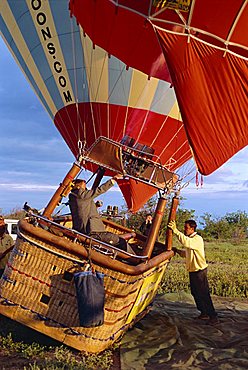 Hot air ballooning, Cappadocia, Anatolia, Turkey, Asia Minor, Eurasia