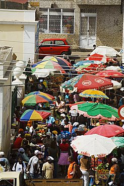 The African market in the old city of Praia on the Plateau, Praia, Santiago, Cape Verde Islands, Africa