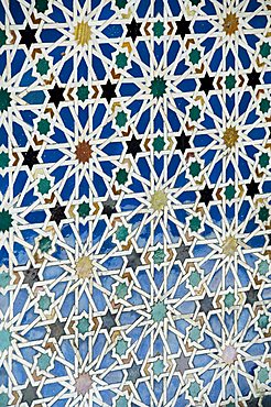 Azulejos tile work in the Mudejar style, Real Alcazar, UNESCO World Heritage Site, Santa Cruz district, Seville, Andalusia (Andalucia), Spain, Europe