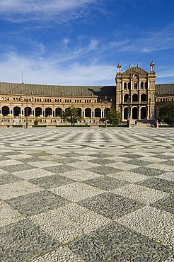 Plaza de Espana erected for the 1929 Exposition, Parque Maria Luisa, Seville, Andalusia, Spain, Europe