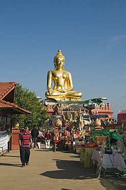 Huge Golden Buddha at Sop Ruak, Golden Triangle, Thailand, Southeast Asia, Asia