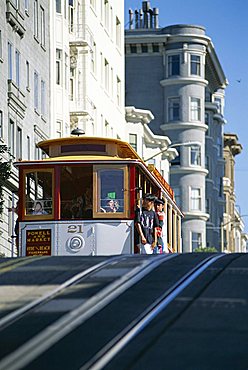 Cable car on Hyde Street, San Francisco, California, United States of America (U.S.A.), North America