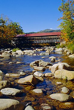 Albany Covered Bridge, Swift River, Kangamagus Highway, New Hampshire, USA