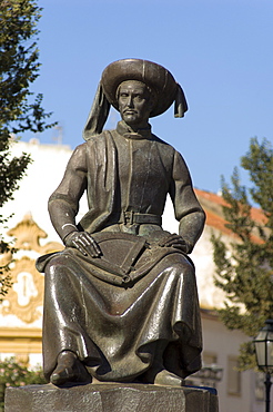 Statue of Prince Henry the Navigator (Dom Henrique), Lagos, Algarve, Portugal, Europe