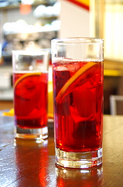 Typical Venetian aperitif, the spritz, Venice, Veneto, Italy, Europe