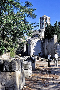 The 12th century St. Honorat church, Les Alyscamps, Arles, Bouches-du-Rhone, Provence, France, Europe