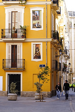 Trompe l'oeil paintings on facades, St. Nicolas Square, Valencia, Spain, Europe