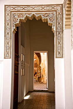 Archway, engraved plaster, Storks' House, Dar Bellarj, built in 1930, Arts and Crafts Centre, Art foundation, Medina, Marrakech, Morocco, North Africa, Africa