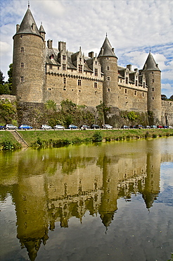 Josselin Chateau castle facade, dating from the 16th century, Josselin, Morbihan, Brittany, France, Europe