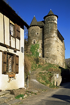 Village of Vielleville, near Conques, Aveyron, Midi Pyrenees, France, Europe