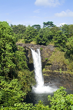 Rainbow Falls near Hilo, Island of Hawaii (Big Island), Hawaii, United States of America, North America