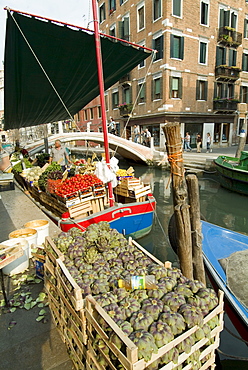 Canalside vegetable market stall, Venice, Veneto, Italy, Europe