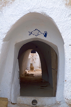 Underground cave dwelling, Matmata, Tunisia, North Africa, Africa