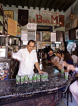 Drinking a mojito, Bodegita del Medio, Habana, Cuba, West Indies, Central America