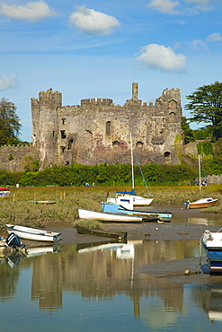 Laugharne Castle, Carmarthenshire, Wales, United Kingdom, Europe