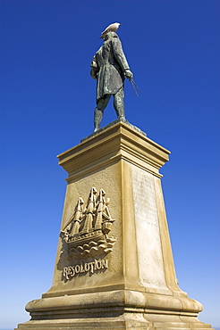 Statue of Captain James Cook, Seafront, Whitby, North Yorkshire, Yorkshire, England, United Kingdom, Europe