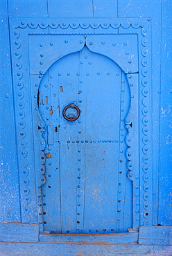 Blue door, Chefchaoue (Chaouen) (Chechaouen), Rif Region, Morocco, Africa