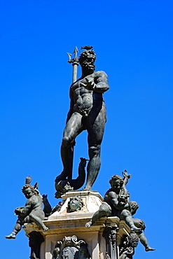 Fontana del Nettuno, Piazza Maggiore, Bologna, Emilia-Romagna, Italy, Europe 