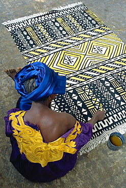 Cotton rug making, craft workshop of Bogolan, Segou, Mali 