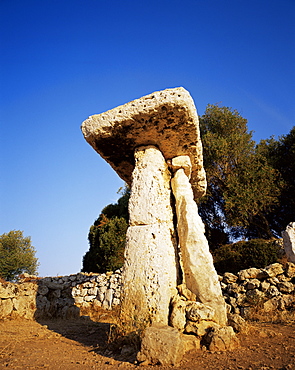 Taula of Torre Trencada, Menorca (Minorca), Balearic Islands, Spain, Europe