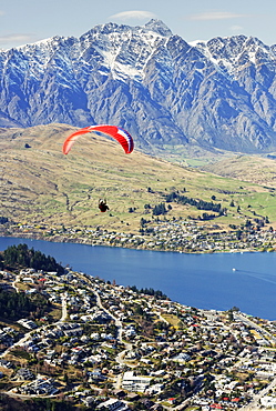 Paragliding over Queenstown, Queenstown, Otago, South Island, New Zealand, Pacific