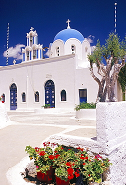 Orthodox Christian church and square, Akrotiri, Santorini (Thira), Cyclades islands, Greece, Mediterranean, Europe