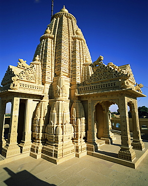 Jain temple, Amar Sagar, near Jaisalmer, western Rajasthan, Rajasthan state, India, Asia