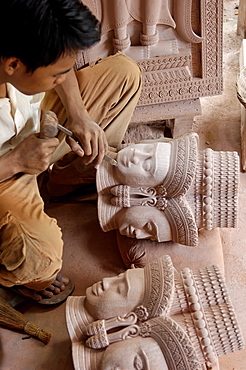 Sandstone and wood carving, Carving Association and Orphan Career Center, Siem Reap, Cambodia, Indochina, Southeast Asia, Asia