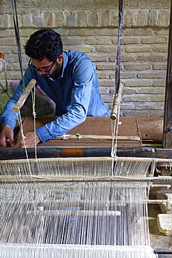 Weaver, Nain, Isfahan Province, Iran, Middle East