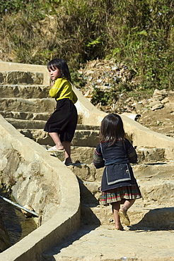 Cat Cat Village hiking trail, Sapa, Northern Vietnam, Southeast Asia, Asia