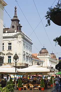 Outdoor cafes on Kneza Mihailova pedestrian boulevard, Belgrade, Serbia, Europe