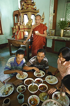 Having dinner at ZeGone Monastery, Meiktila, central Burma, Myanmar (Burma), Asia