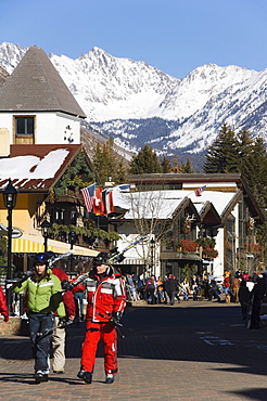 Skiers coming down from the slopes, Vail Village Ski Resort, Colorado, United States of America, North America