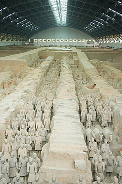 Pit 1, Mausoleum of the first Qin Emperor housed in The Museum of the Terracotta Warriors opened in 1979 near Xian City, Shaanxi Province, China, Asia