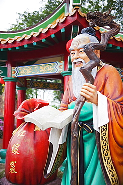 Confucius statue at Thean hou Chinese Temple, Kuala Lumpur, Malaysia, Southeast Asia, Asia