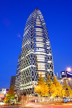 Tokyo Mode Gakuen Cocoon Tower, Design School building, Shinjuku, Tokyo, Japan, Asia