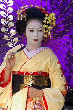 Geisha, Maiko in Gion, Kyoto city, Honshu, Japan, Asia