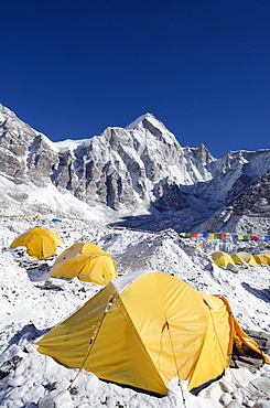 Tents at Everest Base Camp, Solu Khumbu Everest Region, Sagarmatha National Park, UNESCO World Heritage Site, Nepal, Himalayas, Asia 