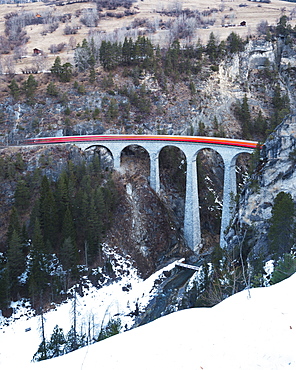 Landwasser Viaduct, Bernina Express railway line, UNESCO World Heritage Site, Graubunden, Swiss Alps, Switzerland, Europe