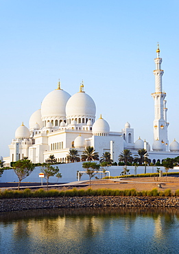 Sheikh Zayed Grand Mosque, Abu Dhabi, United Arab Emirates, Middle East