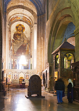 Interior of Svetitskhoveli Cathedral, 11th century, by Patriach Melkisedek, Mtskheta, historical capital, UNESCO World Heritage Site, Georgia, Caucasus, Central Asia, Asia